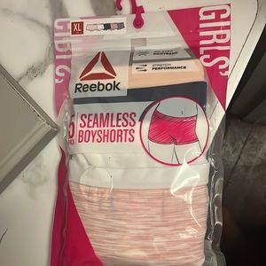 Reebok underwear never been open very new clean and very Affordable